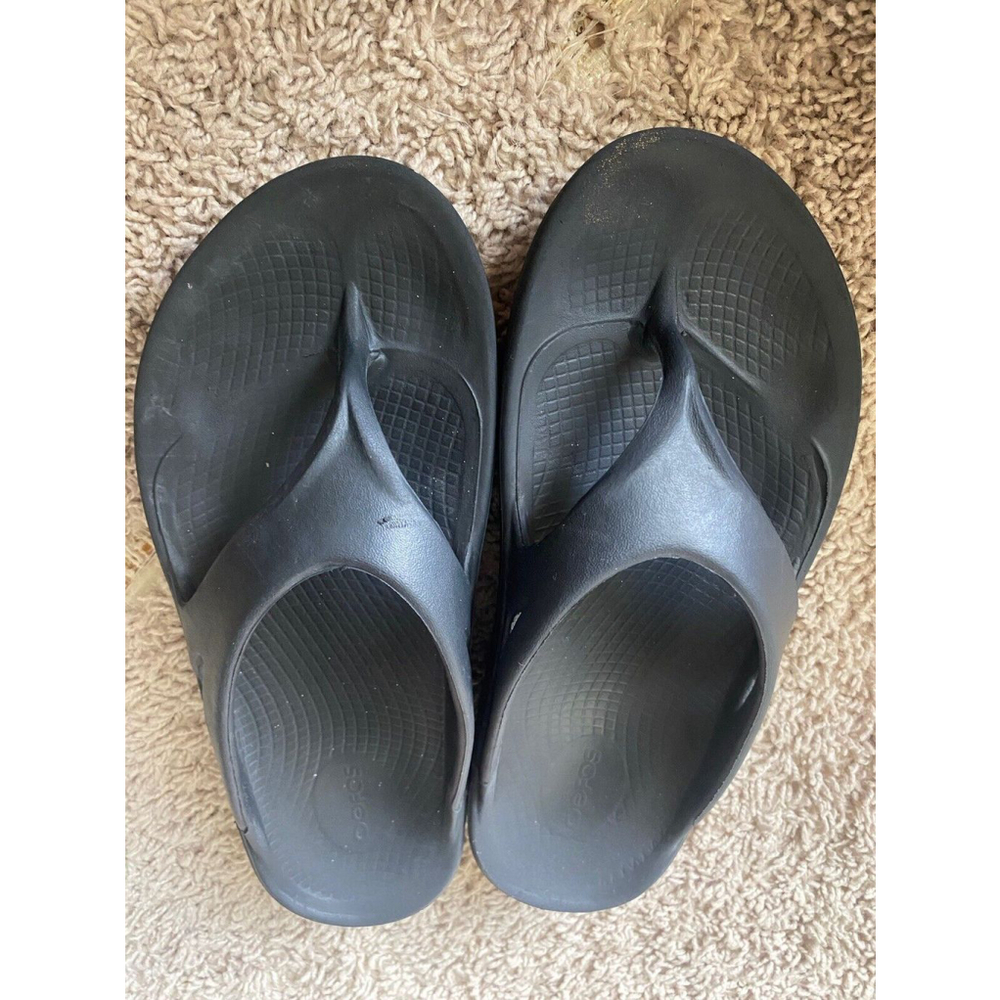 OOFOS Sandals Women’s 9 Men’s 7 Oolala Black Recovery Flip Flop Thongs